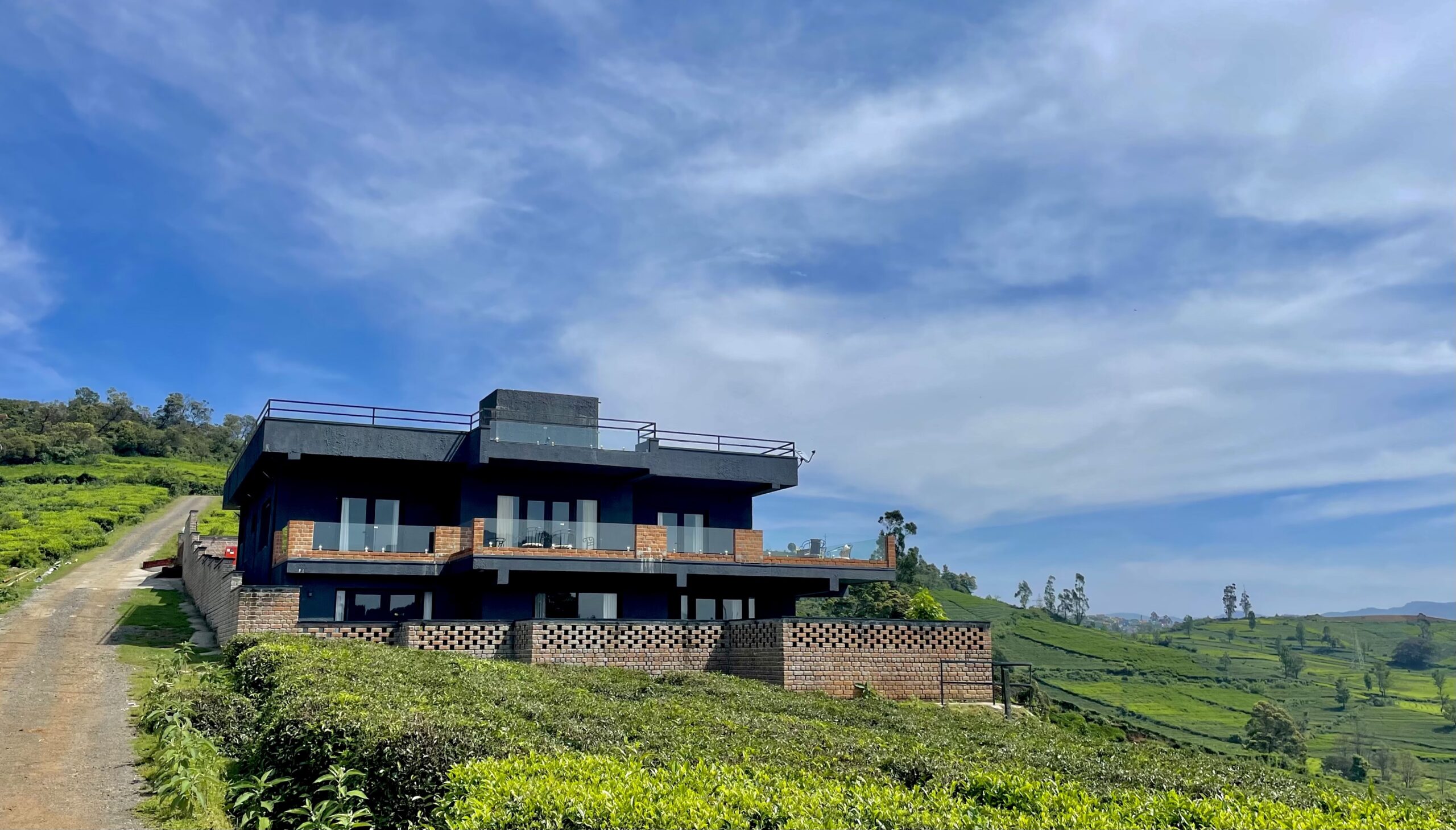 Sage 4bhk luxury villa in ooty, 5bhk luxury villa in Ooty, Avalanche lake, Clean homestay, Airbnb Villa at Ooty